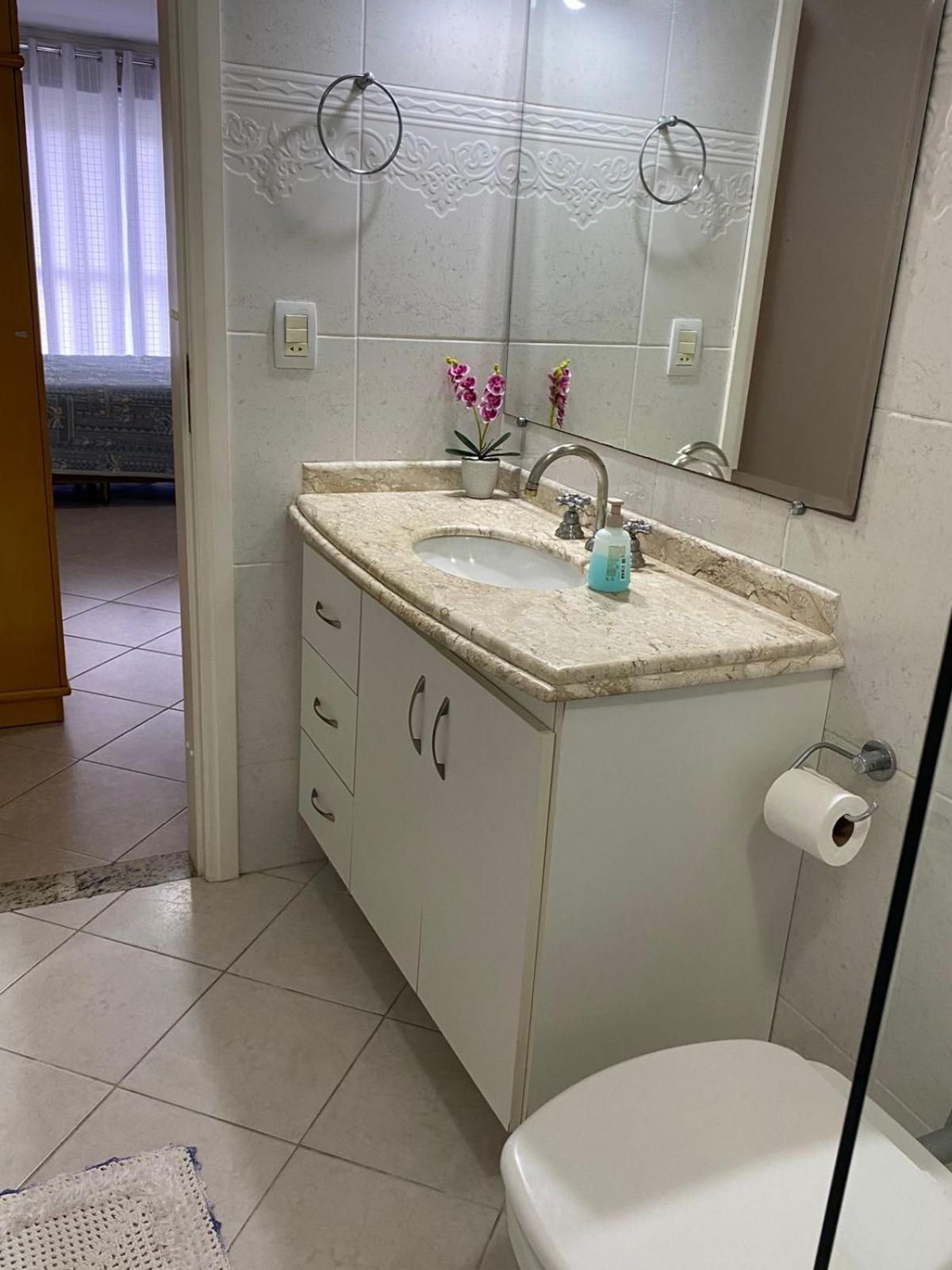 Lar Doce Lar Da Lu Apartment กูรีตีบา ภายนอก รูปภาพ