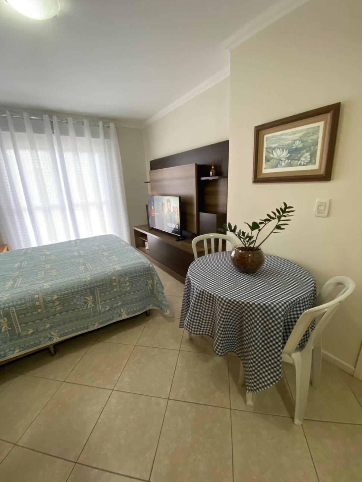 Lar Doce Lar Da Lu Apartment กูรีตีบา ภายนอก รูปภาพ
